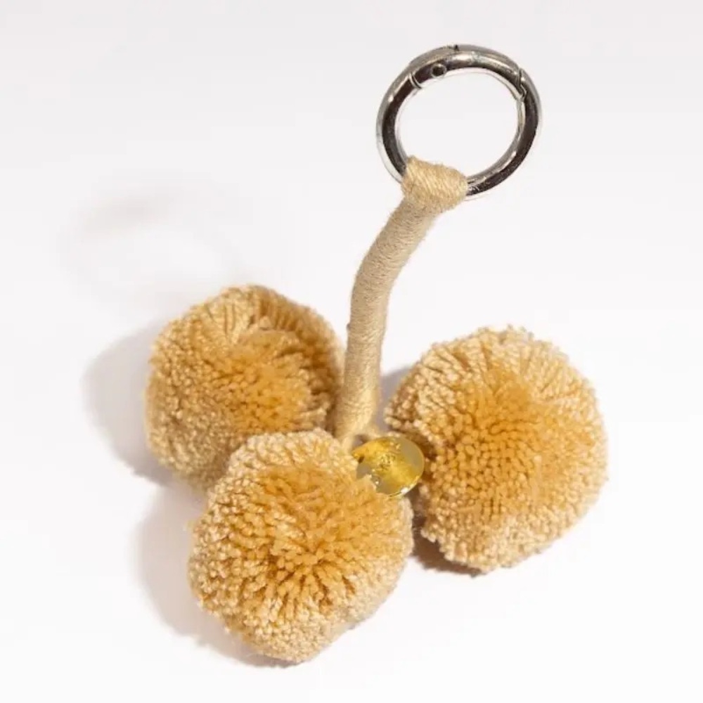 Colorful Pompom Wayuu Keychains - Picture 5 of 8